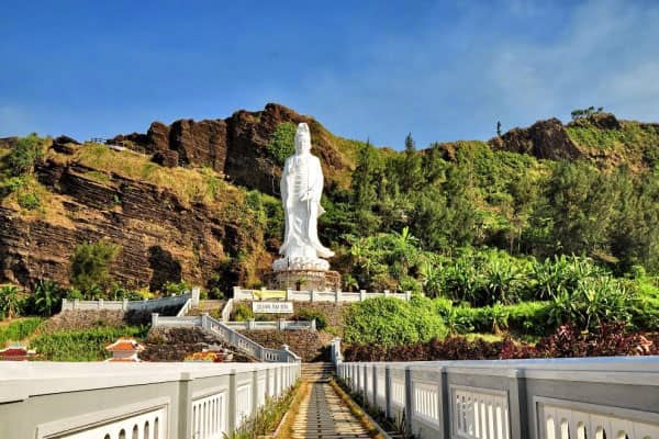 Chùa Đục và Quan Âm đài
